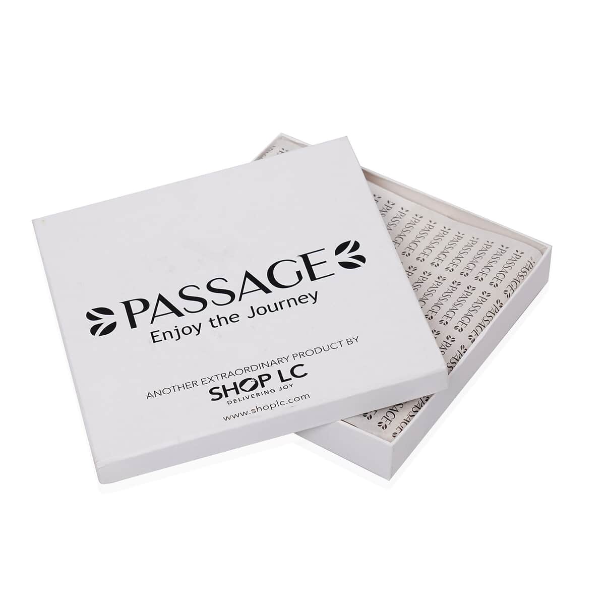 Passage Cream 100% Cashmere Woolen Poncho for Women | Cashmere Poncho | Women Capes | Poncho Scarf image number 4