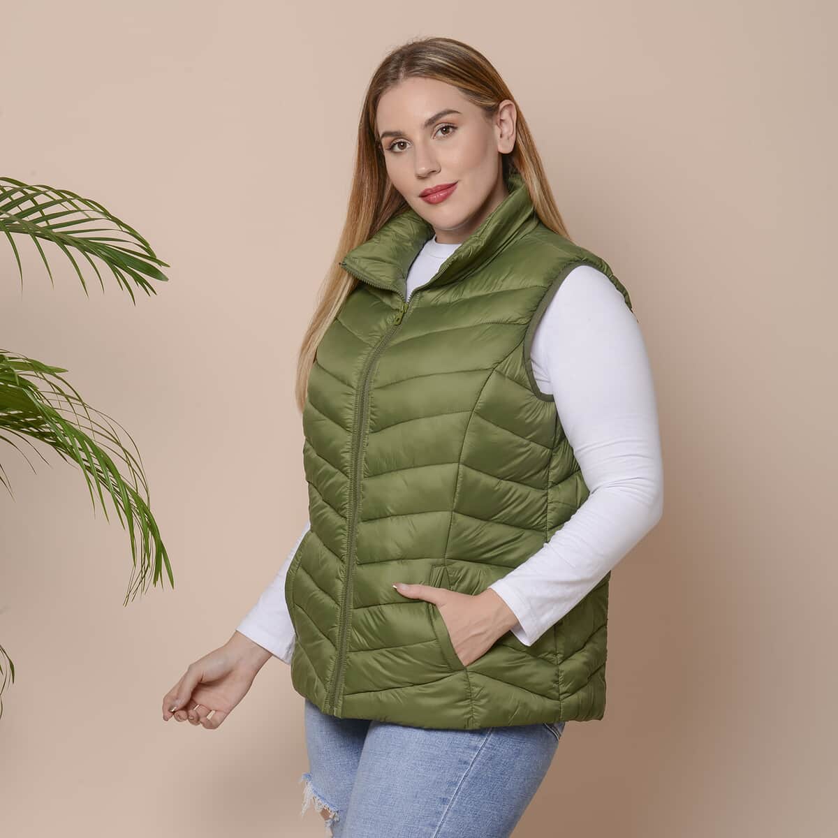 Passage Olive Green Women's Zip Front Puffer Vest with Pockets - L image number 2