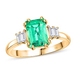 ONE OF A KIND Iliana 18K Yellow Gold AAA Boyaca Colombian Emerald, Diamond (G-H, SI) (0.20 cts) Ring (Size 7.0) (3.85 g) 2.05 ctw