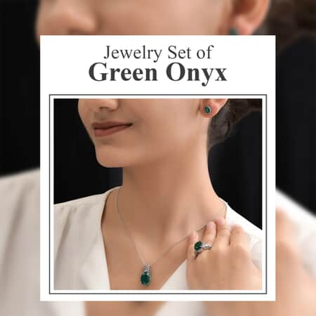 Green Onyx Upside Down Teardrop Station Necklace